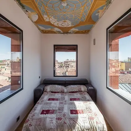 Apartament Con Altana Panoramica A 2 Min Dalle Due Torri