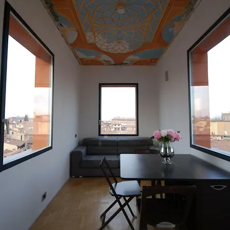 Lägenhet Appartamento Con Altana Panoramica A 2 Min Dalle Due Torri