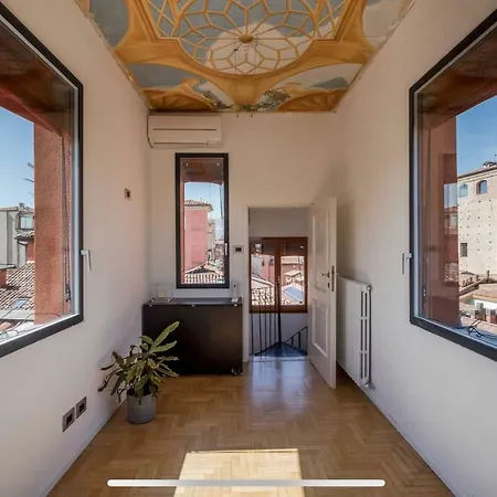 Apartment Esclusivo Con Torre / Altana Bologna