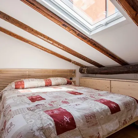 Apartment Esclusivo Con Torre / Altana Bologna
