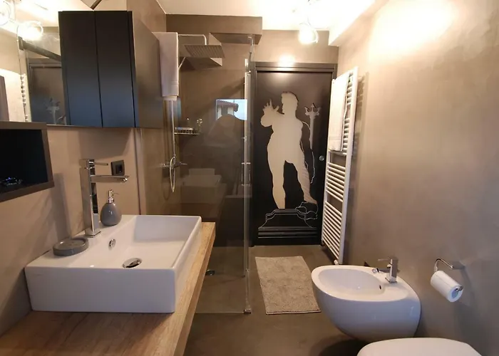 Appartamento Con Altana Panoramica A 2 Min Dalle Due Torri Appartement Bologne