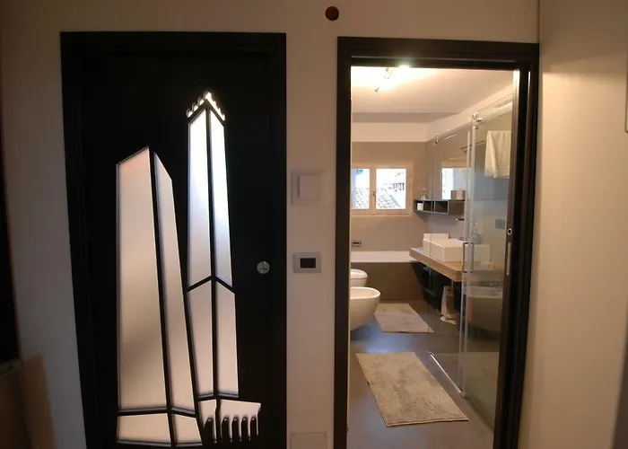 Appartamento Con Altana Panoramica A 2 Min Dalle Due Torri * Bologne